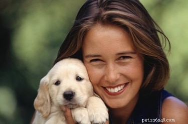 How Long Should Puppies Stay With Their Mother? Key Timing for Adoption