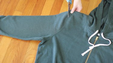 Transform an Old Sweatshirt into a No‑Sew Dog Sweatshirt in 20 Minutes