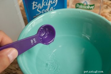 Safe Pet Bathing with Palmolive: Expert Tips & Alternatives
