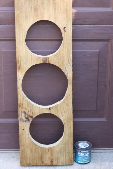 DIY Elevated Dog Feeder: Stylish, Functional, Rustic Design