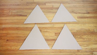 DIY Cardboard Rocket Ship for Your Cat – Quick & Easy Cat-Friendly Toy