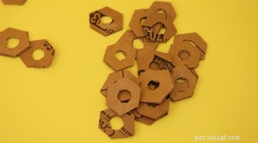 DIY Cardboard Scratching Post: Stylish, Affordable Cat Furniture