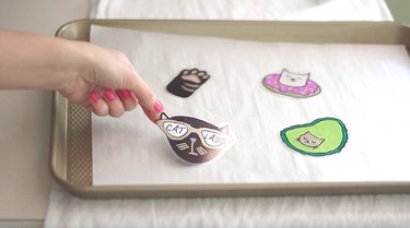 Create Chic Cat-Themed Flair Pins in Minutes