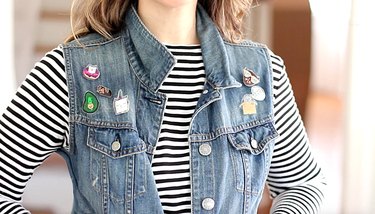 Create Chic Cat-Themed Flair Pins in Minutes