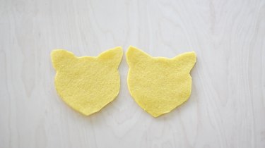Create No‑Sew Emoji Catnip Toys: A Quick & Fun DIY for Modern Cats