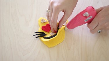 Create No‑Sew Emoji Catnip Toys: A Quick & Fun DIY for Modern Cats