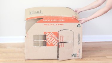 Create a Charming Vintage Cat Camper from Cardboard Boxes – Step-by-Step DIY Guide