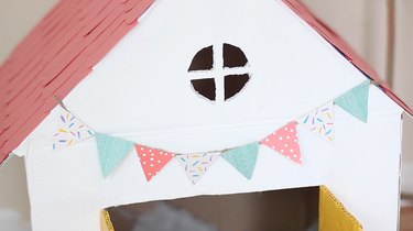 DIY Cat House: Transform Old Boxes Into a Stylish Home for Your Feline Friend