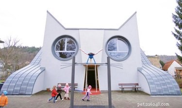 27 Animal-Inspired Buildings That Astonish the World