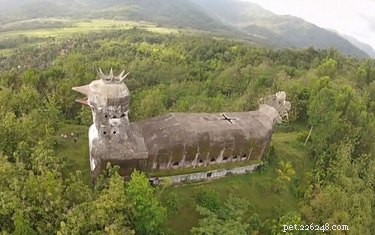27 Animal-Inspired Buildings That Astonish the World
