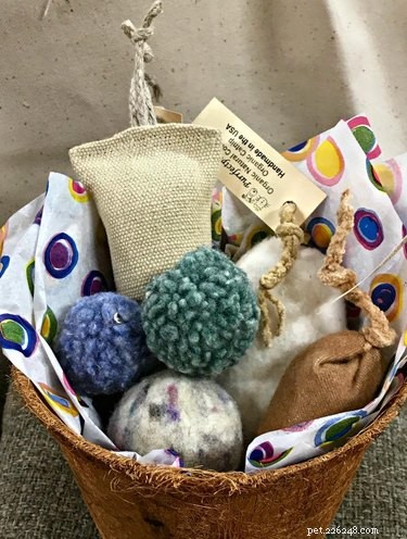 Top Holiday Pet Gifts on Etsy: Adorable & Must-Have Picks