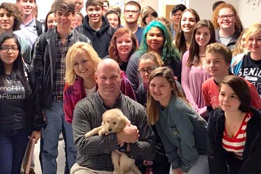 High School Students Comfort Teacher with Thoughtful Gift After Dog s Passing