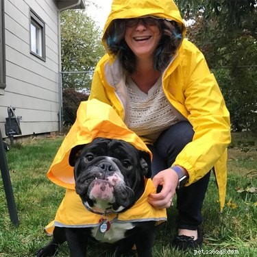 22 Pet Owners Who Match Outfits With Their Furry Friends