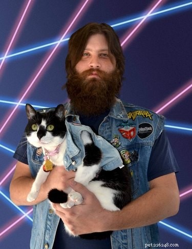 22 Pet Owners Who Match Outfits With Their Furry Friends