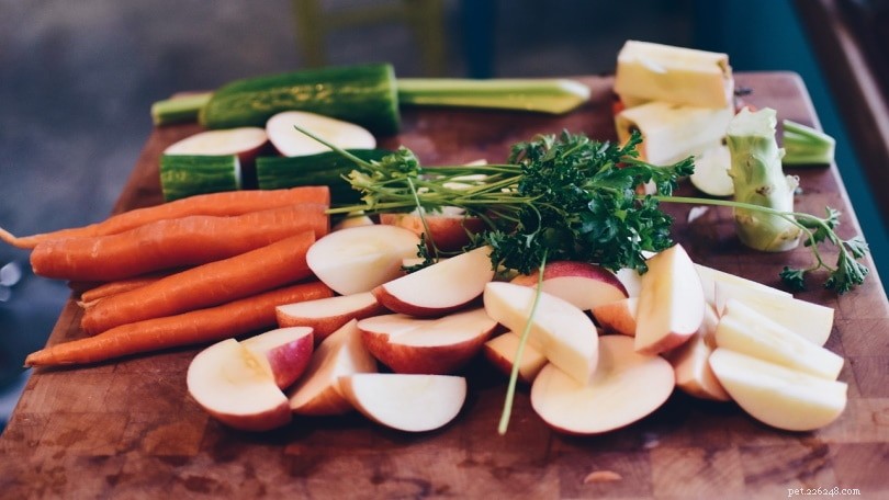 18 Safe Fruits & Vegetables for Dogs: A Trusted Guide with Infographic