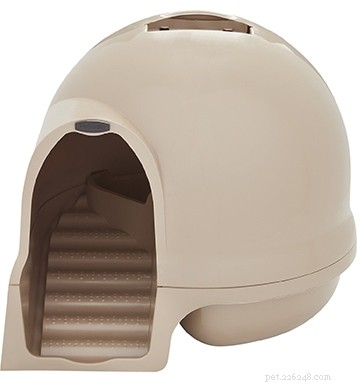Covered vs. Uncovered Litter Boxes: Which One Does Your Cat Prefer?