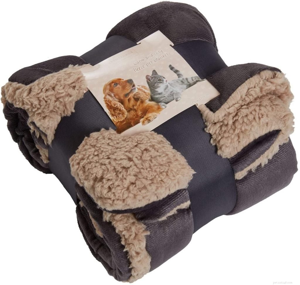 Top-Rated Cat Blankets for Ultimate Comfort & Safety