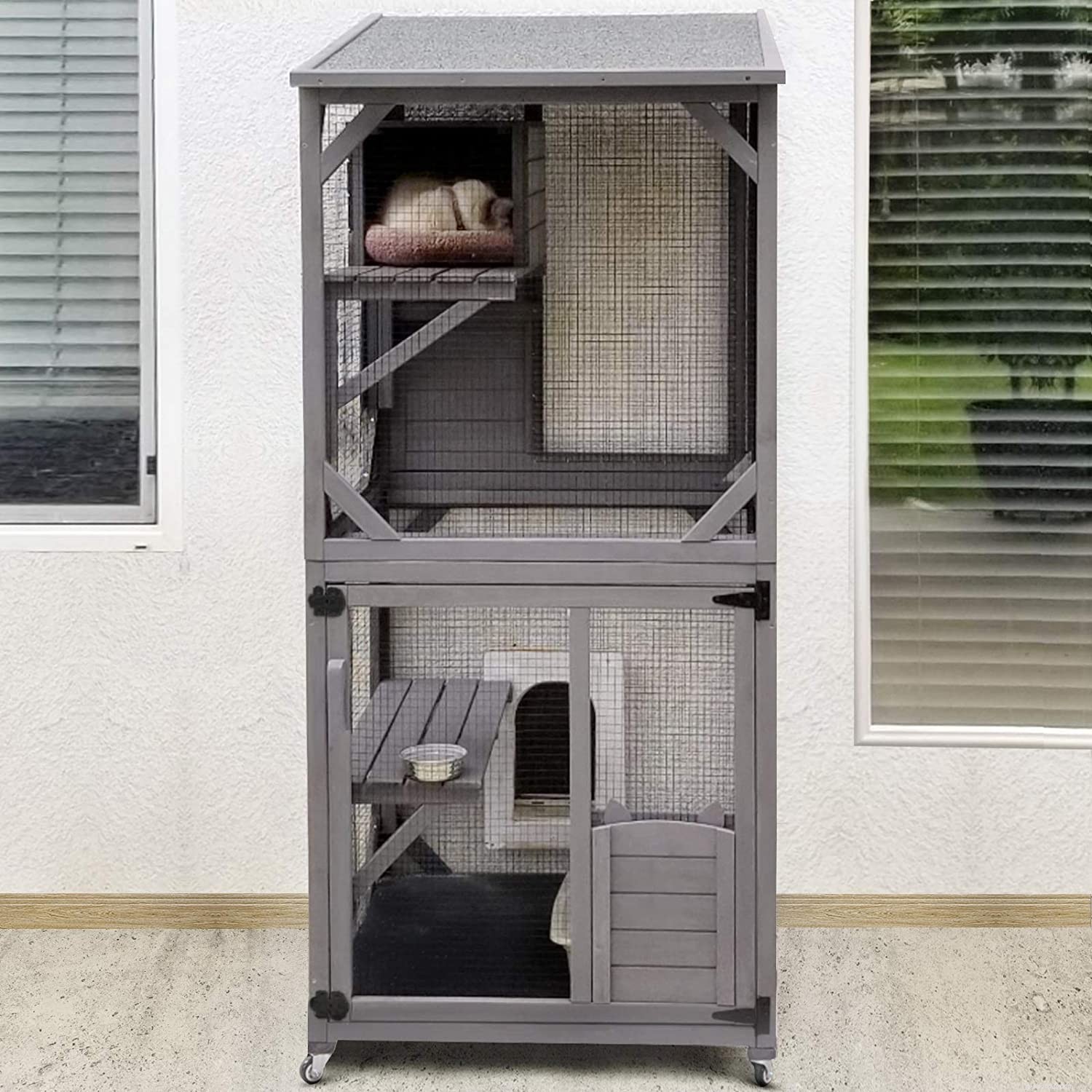 Top Outdoor Cat Enclosures: Keep Your Feline Safe & Happy