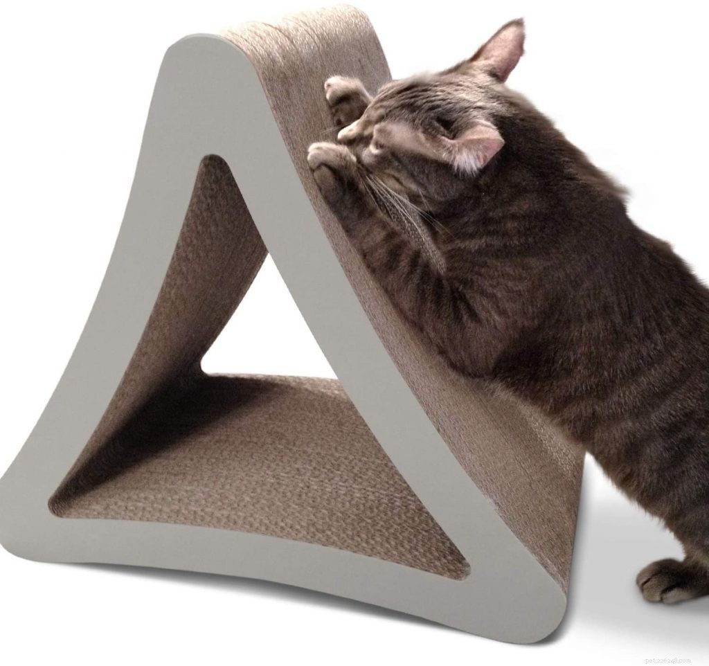 Premium Cat Scratching Posts – Protect Your Home & Your Feline’s Claws