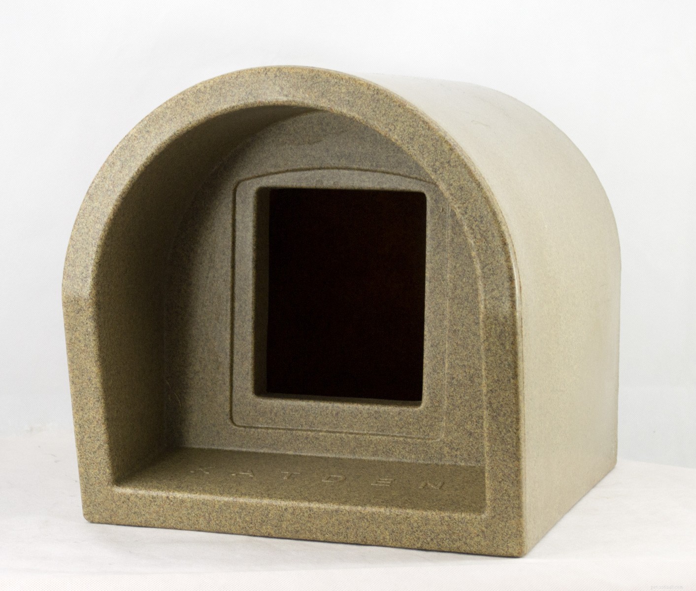 Is an Outdoor Cat Shelter Essential for Your Feline’s Winter Safety?