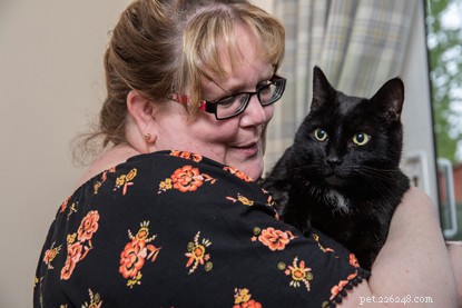How Walter the Cat Helps Hazel Detect Life-Threatening Diabetic Attacks