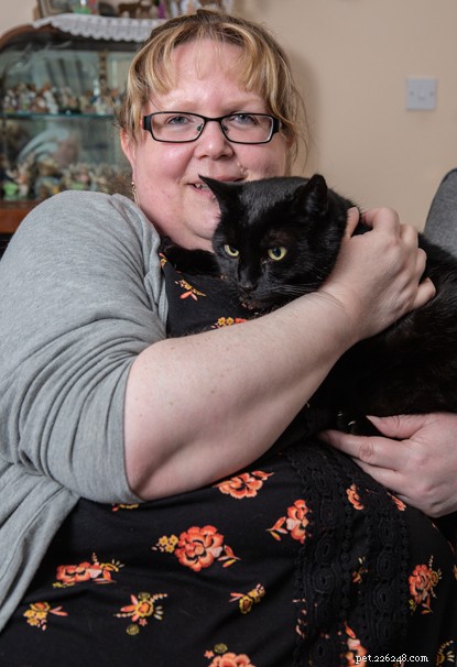How Walter the Cat Helps Hazel Detect Life-Threatening Diabetic Attacks