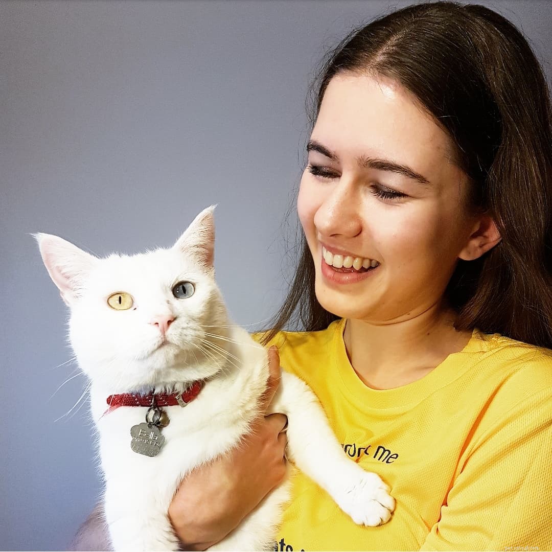 Fundraisers Julia & Shannon Trek the Nepali Himalayas to Support Cats and Tiger Conservation in November