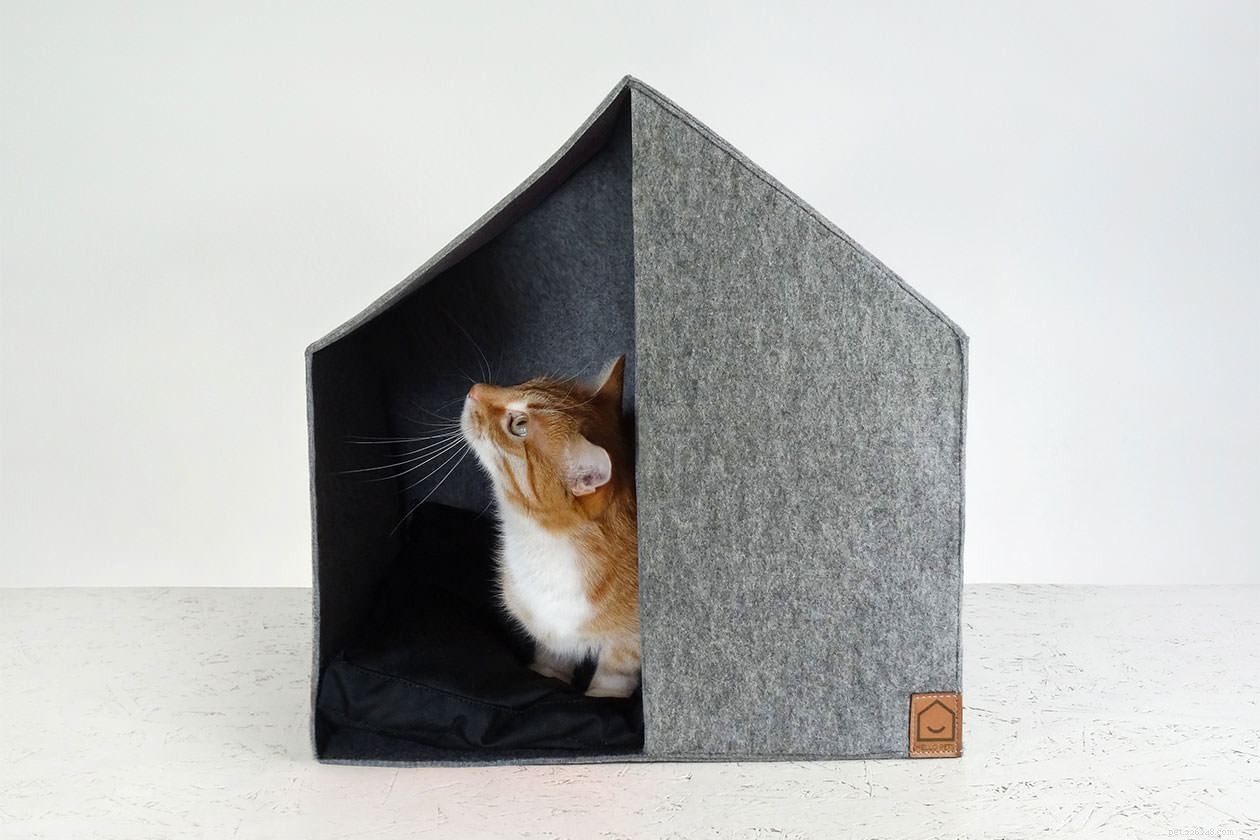 FREE Pink Kritter Kondo Deluxe Cat Enclosure – Secure Outdoor Experience