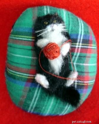 Exclusive Interview: Lucy Francis Maloney on Crafting Stunning Cat Miniatures