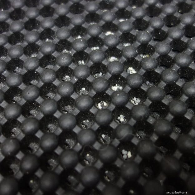 Moonshuttle Blackhole Cat Litter Mats – Premium Litter Capture & Stylish Design