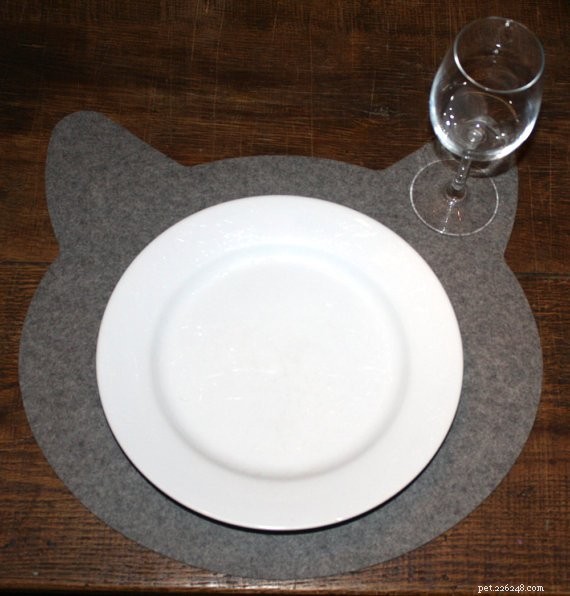 Shop Feltplanet’s Cat-Themed Coasters, Mousepads & Home Accessories on Etsy