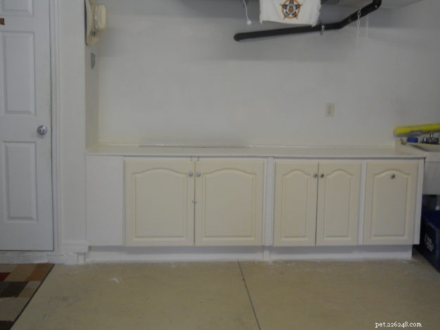 DIY Litter Box Enclosure: Stylish, Hidden Furniture to Keep Cats and Homes Clean