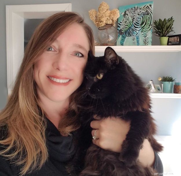 Meet Rachel Parker: Cat Portrait Artist & Watercolor Master