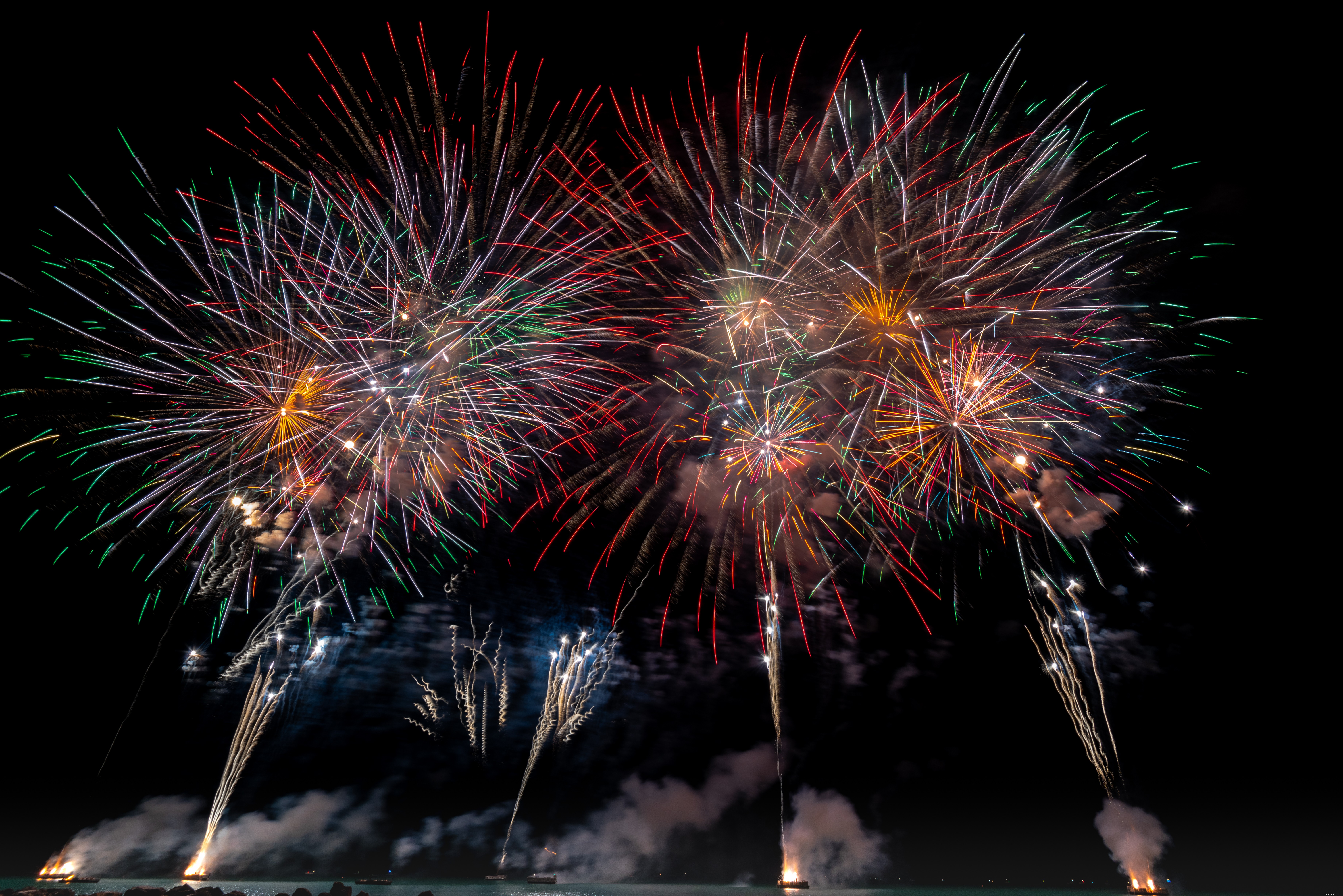 Keeping Your Cat Safe During Parties and Fireworks