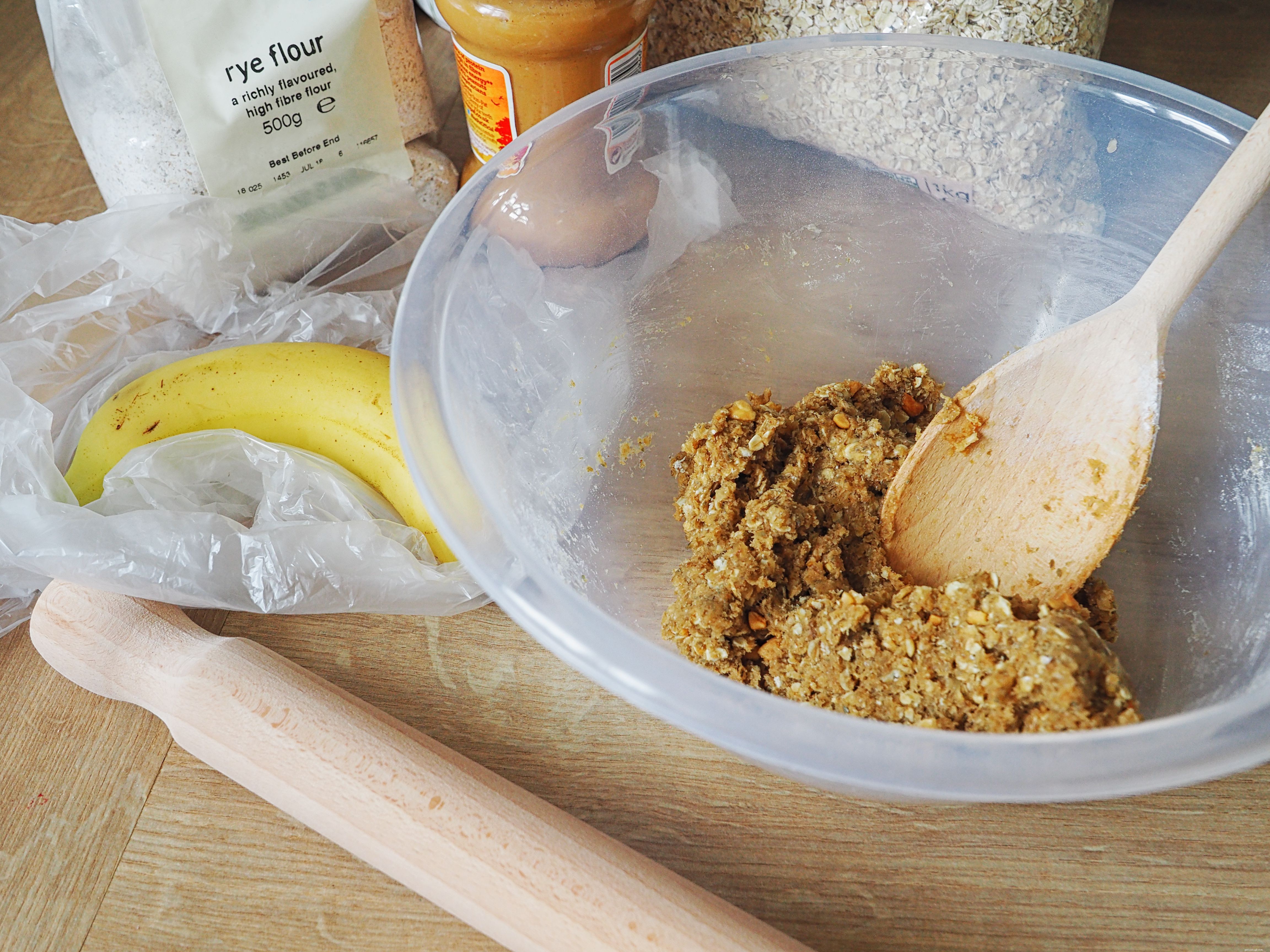 Bananas for Dogs: Safe, Nutritious, and Easy to Share