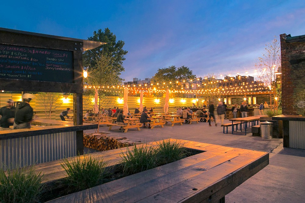 Explore Brooklyn’s Top Pet-Friendly Restaurants: A Comprehensive Guide