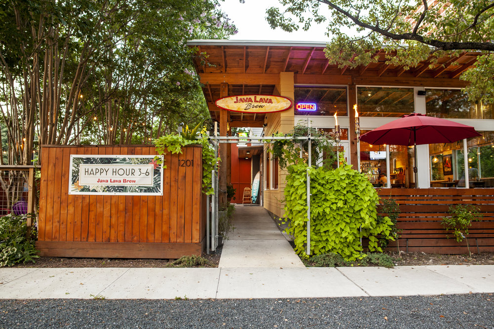 Top 8 Pet-Friendly Restaurants in Houston – Dining Out with Your Furry Friend