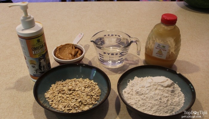 Healthy Peanut Butter & Oat Dog Biscuits: Homemade Treats for Your Pup