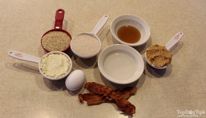 Homemade Bacon & Peanut Butter Dog Biscuit Treats – Quick, Healthy & Delicious