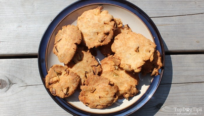 20 Delicious Homemade Christmas Treats for Dogs