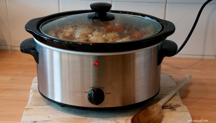 5 Healthy, Easy Crockpot Dog Food Recipes