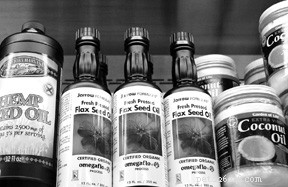 Professional Healing Oils & Salves for Dogs: DIY & Store-Bought Guide