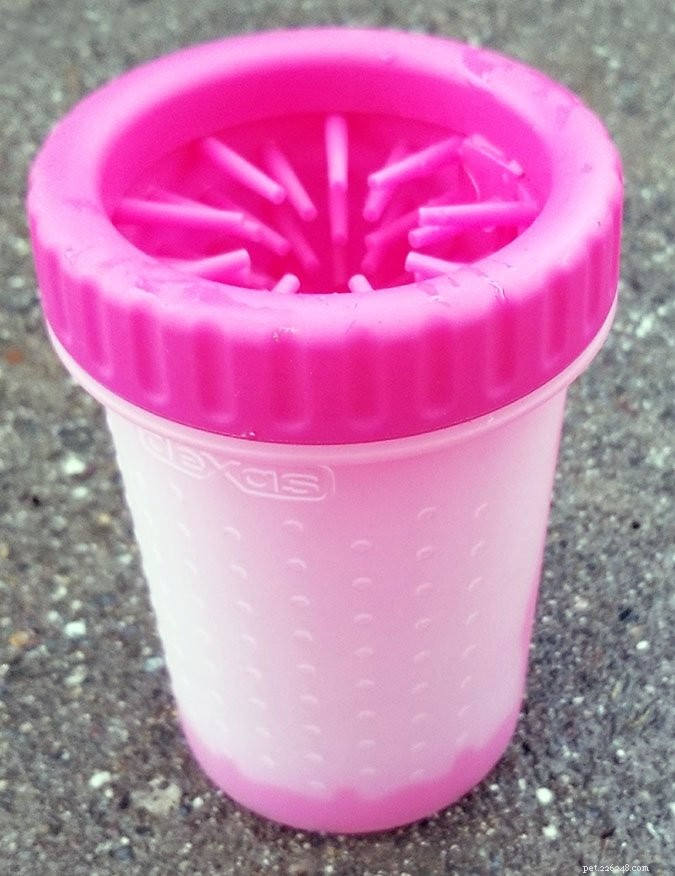 Mudbuster: Innovative Tumbler for Cleaning Your Dog s Feet