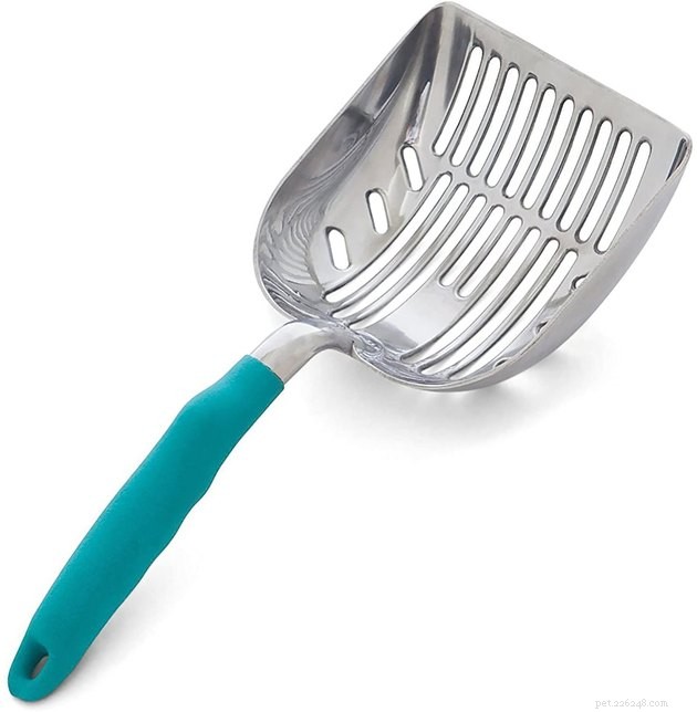 Top Cat Litter Scoops of 2022: Clean, Durable, Easy to Use