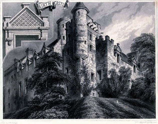 11 Famous Sites Rumored to Be Haunted by Animal Spirits