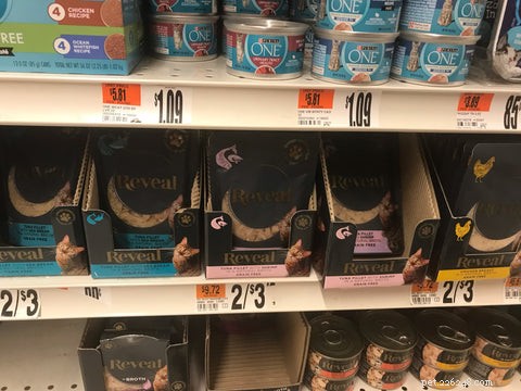Navigating the 2022 Cat Food Shortage: Expert Tips for Pet Parents