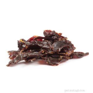 How to Pick the Healthiest Dog Treats: 7 Key Factors