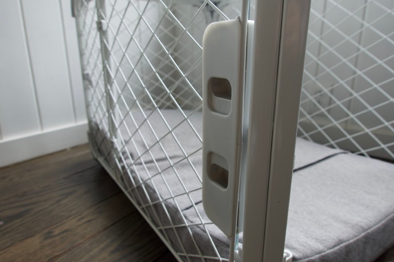 Evolv vs Traditional Wire Dog Crates: 5 Reasons to Choose Evolv