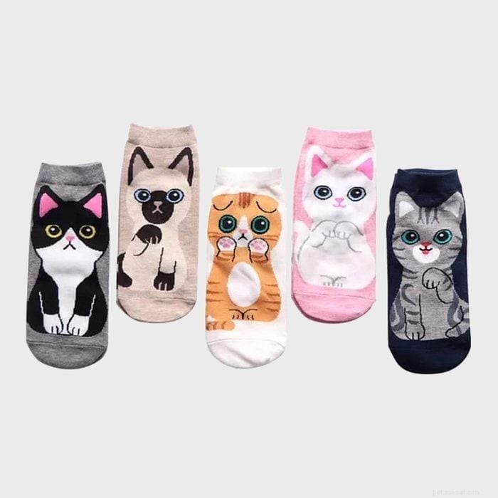 48 Must‑Have Gifts for Cat Lovers & Feline Fans: Stylish Accessories, Cozy Beds & Interactive Toys