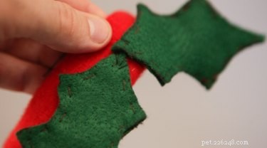 Como fazer sua própria coleira de Natal DIY